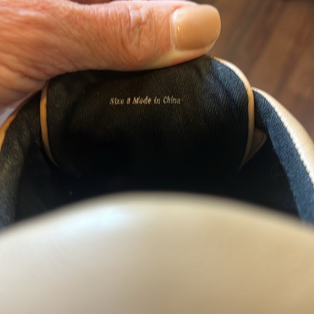 Dolce Vita Tina Sneaker - Picture 8 of 10